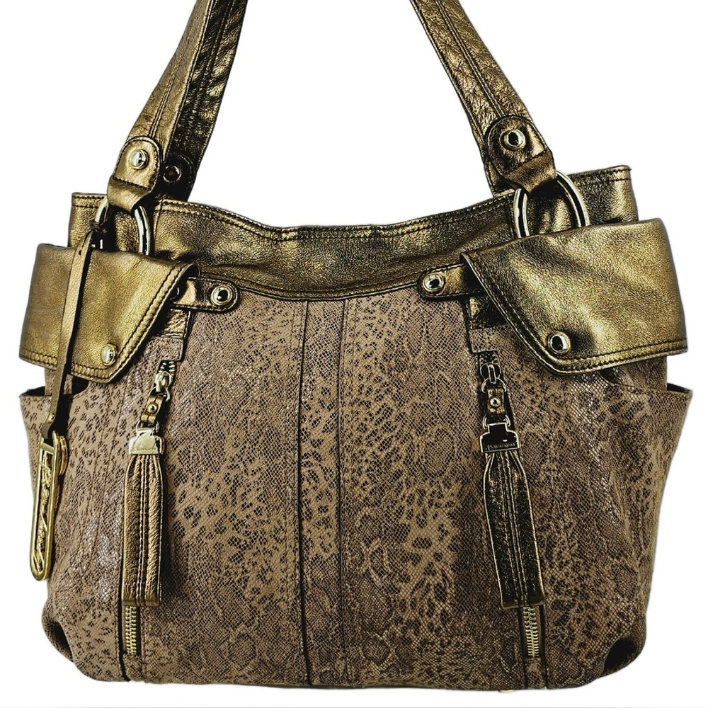 Like new- B. Makowsky 100% leather purse